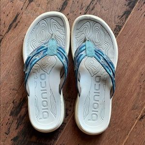 Bionico Sandals